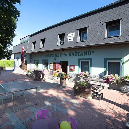 Pension U Kastanu Karlsbad Exteriör bild