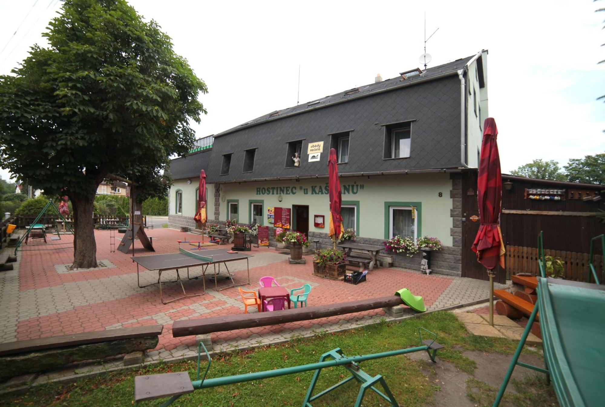 Pension U Kastanu Karlsbad Exteriör bild