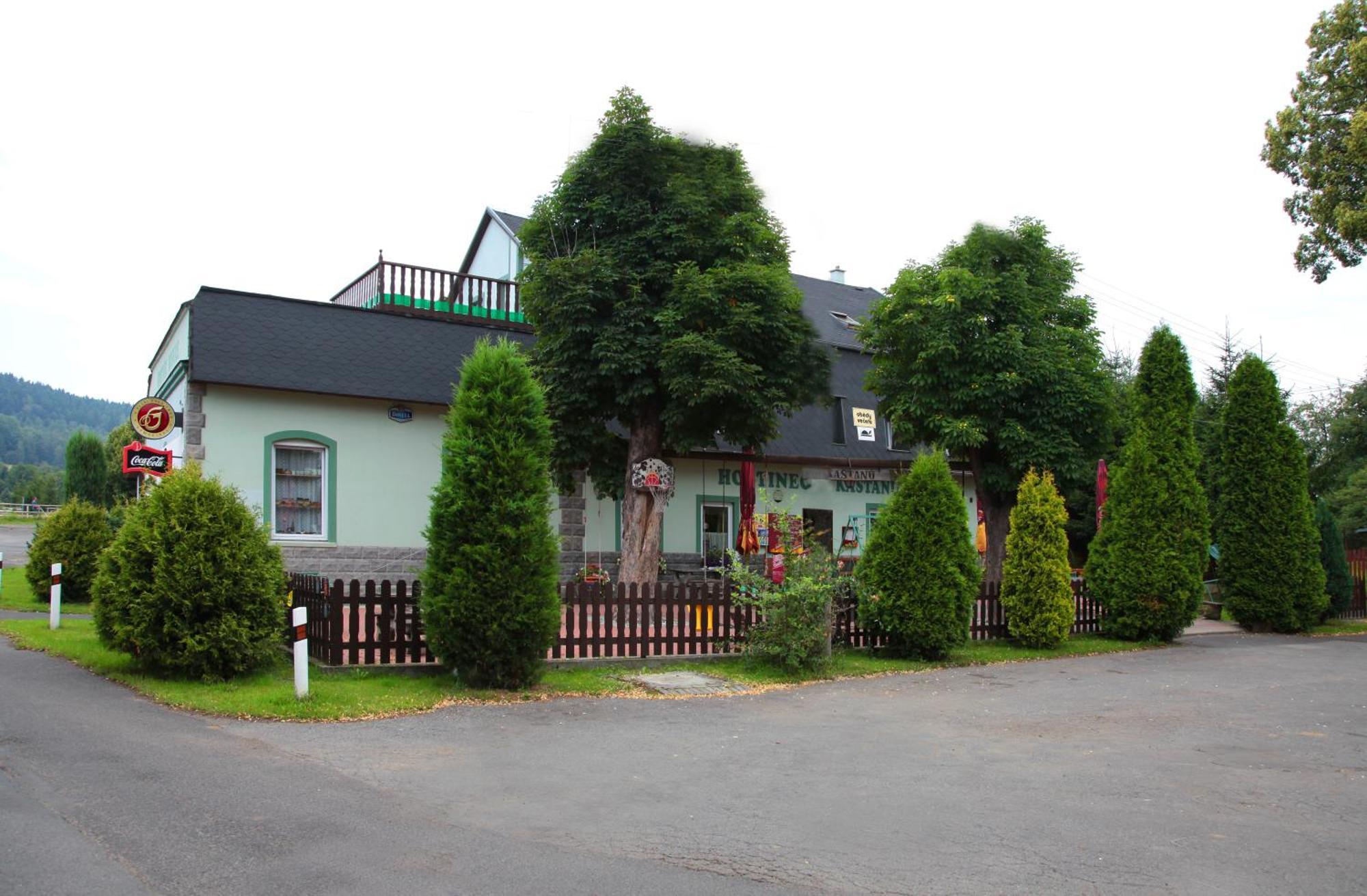 Pension U Kastanu Karlsbad Exteriör bild